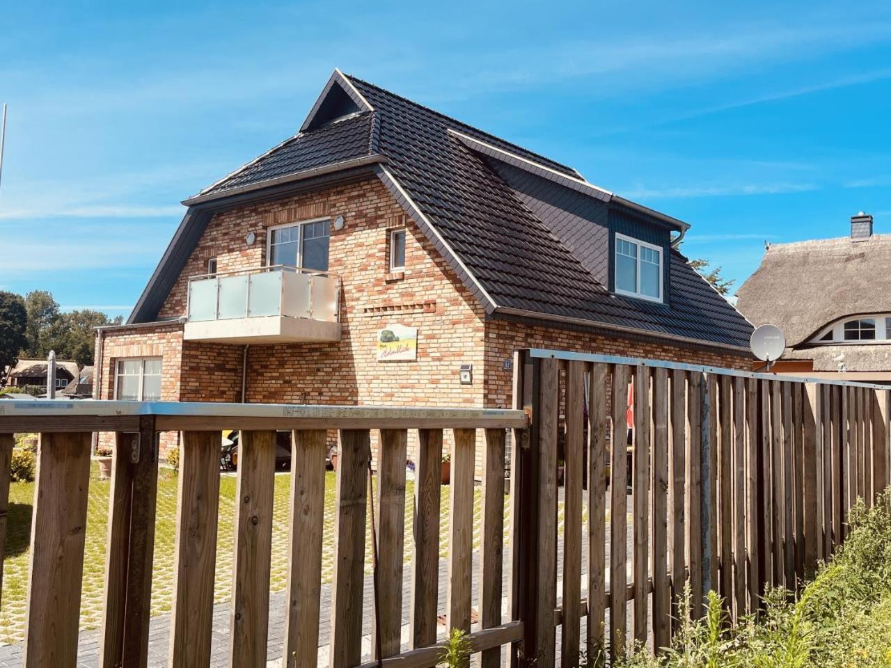 Holmblick - Boddenblick, Balkon, 2 Schlafzimmer, 4 Personen บอร์น ภายนอก รูปภาพ